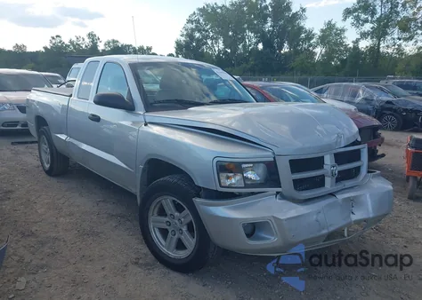 2008 Dodge Dakota Sxt/Bighorn/Lonestar z USA, uszkodzony, nr VIN 1D7HW32K08S592717
